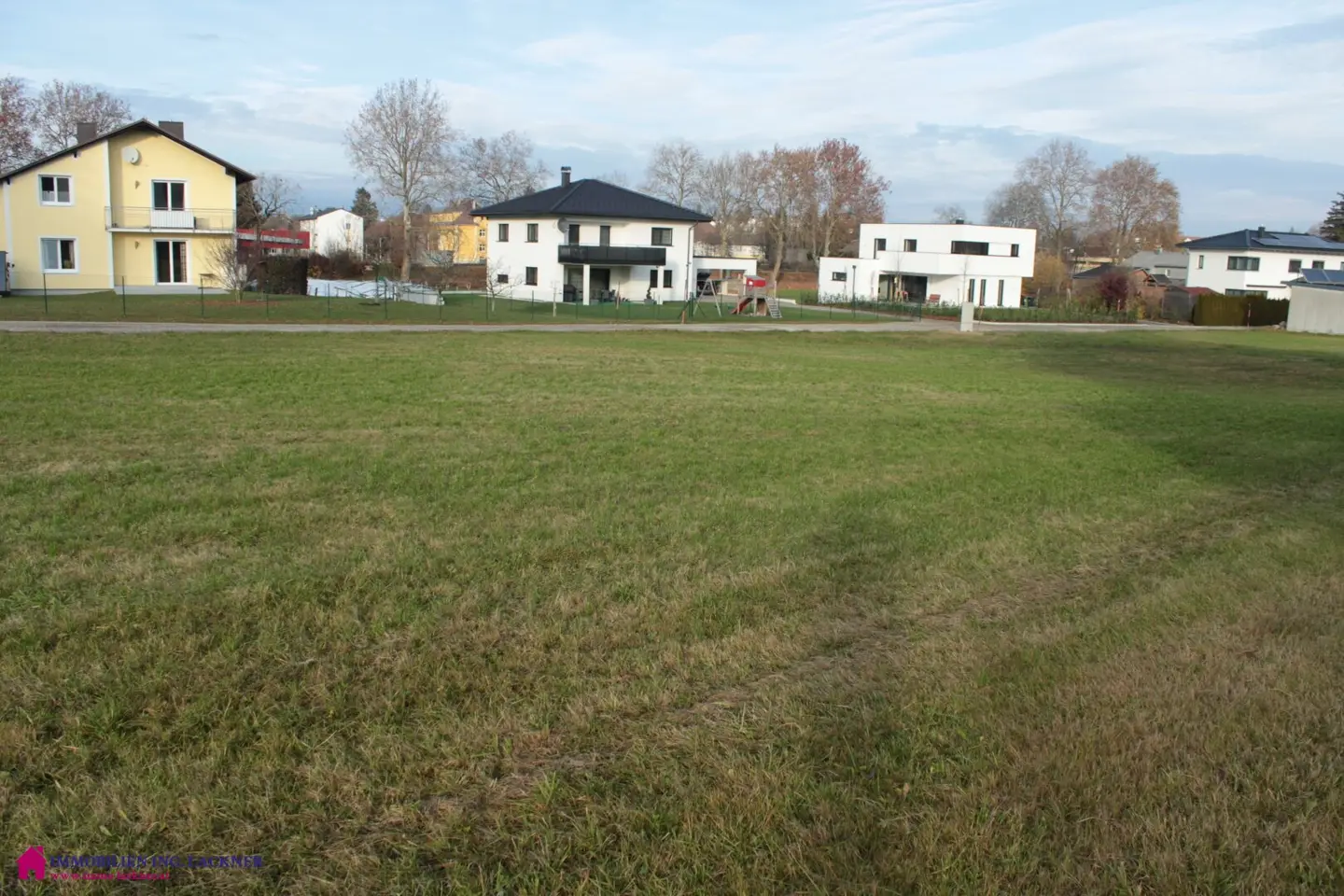 Sehr schönes Grundstück in Sonnenlage, wenige Minuten vom Stadtzentrum entfernt