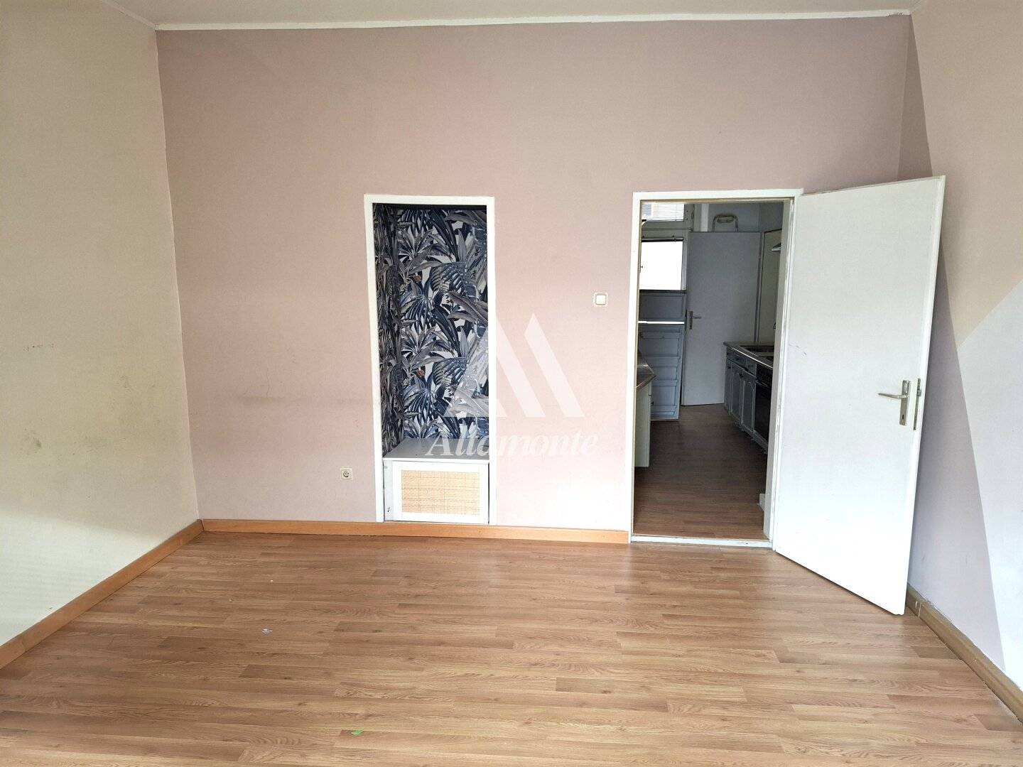 3 room apartment near Millennium City