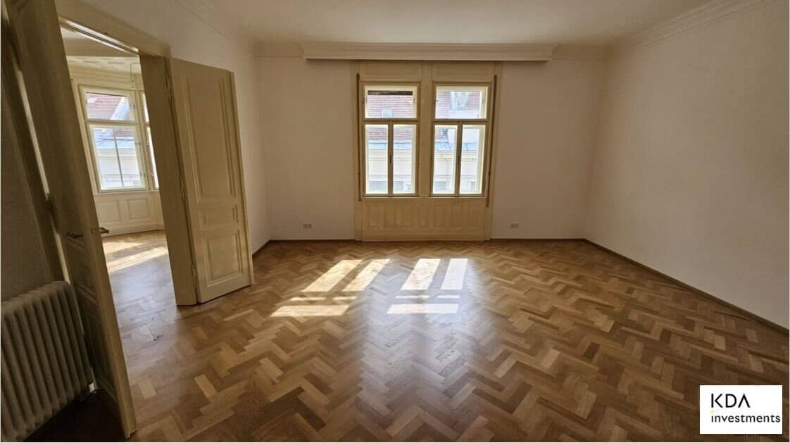 Rent with purchase option, stylish family apartment with 5 rooms in the pedestrian zone