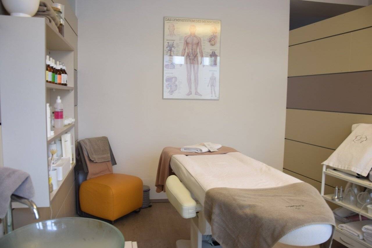 STADTZENTRUM: Elegante Räumlichkeiten für Beauty&Health-Konzepte, Friseure, Kosmetik, Physio, Ärzte, Nailbar - vieles ist möglich!