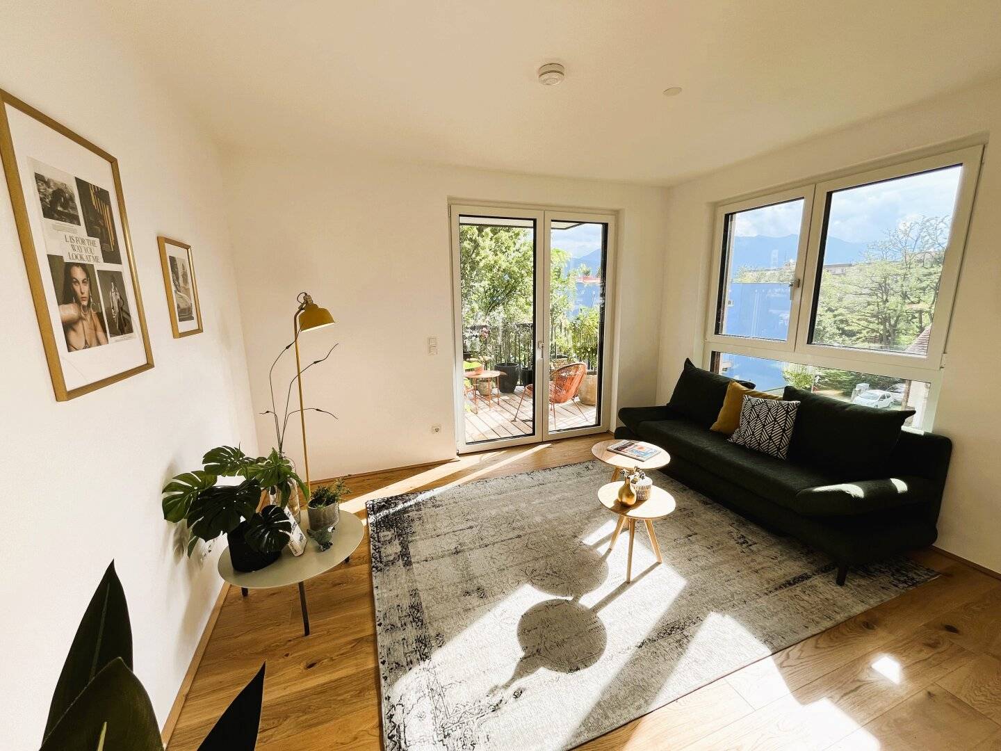 INNSBRUCK: New build 3 room apartment with 2 balconies available for immediate purchase