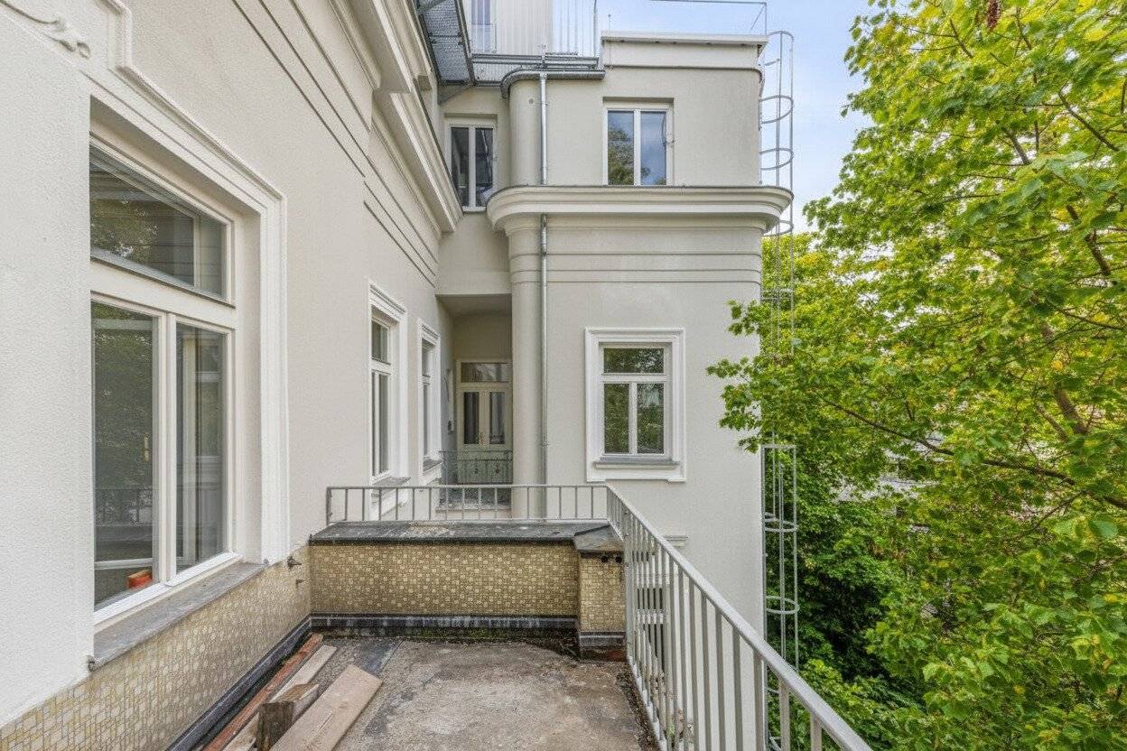 Villa Flora - Four breathtaking apartments with over 180 m² living space in Althietzing