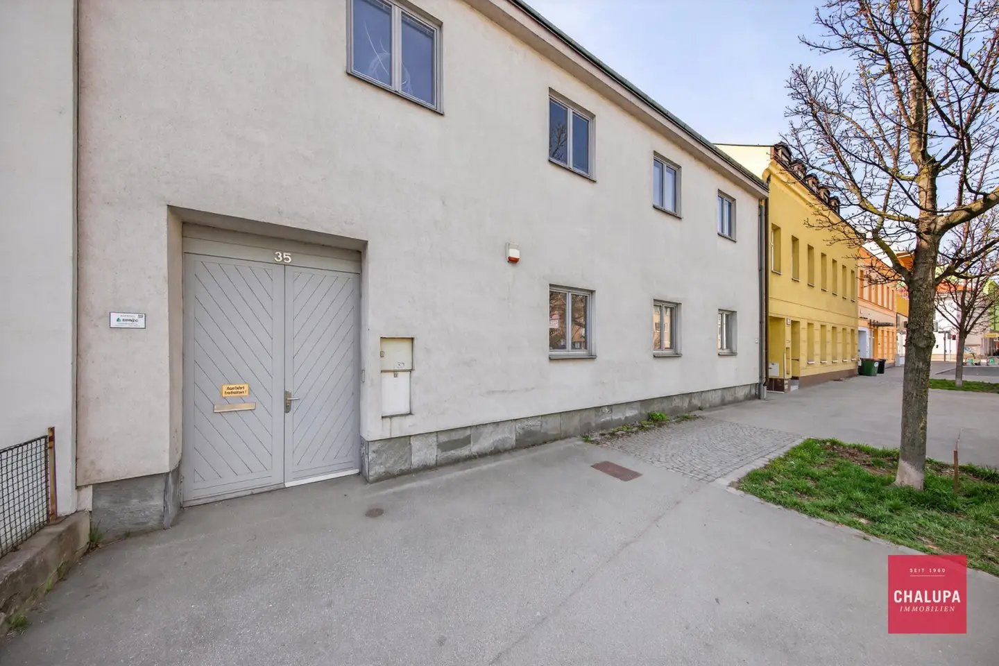 Attractive property with mixed use and a charming garden in Ketzergasse, living, working and expansion potential combined