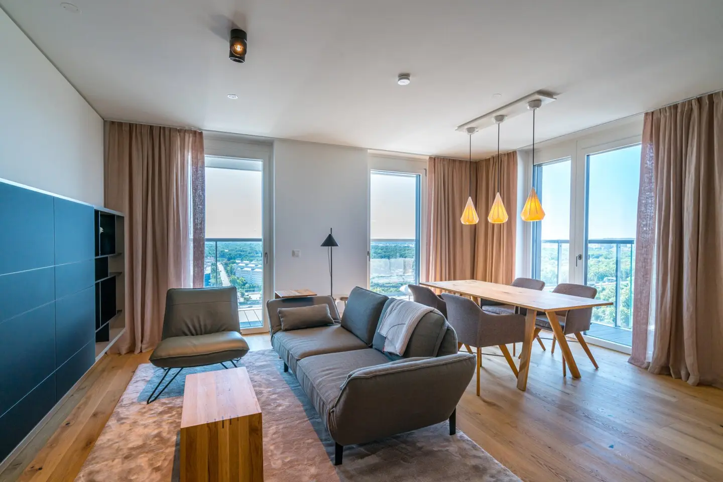 Exclusive corner apartment at 62 meters height