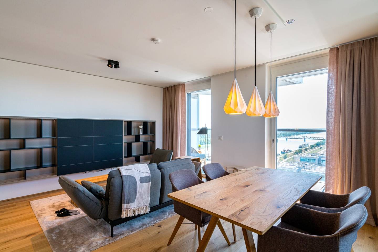 Exklusive Eckwohnung auf 62 Meter Höhe