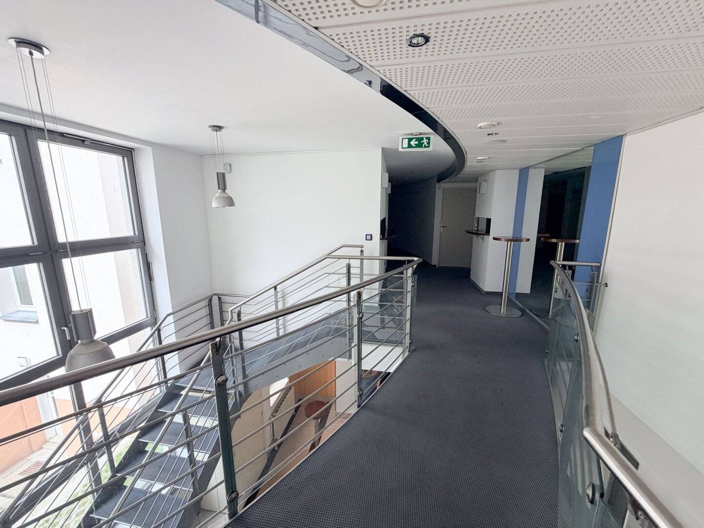 3.94% return! Permanently leased office for sale