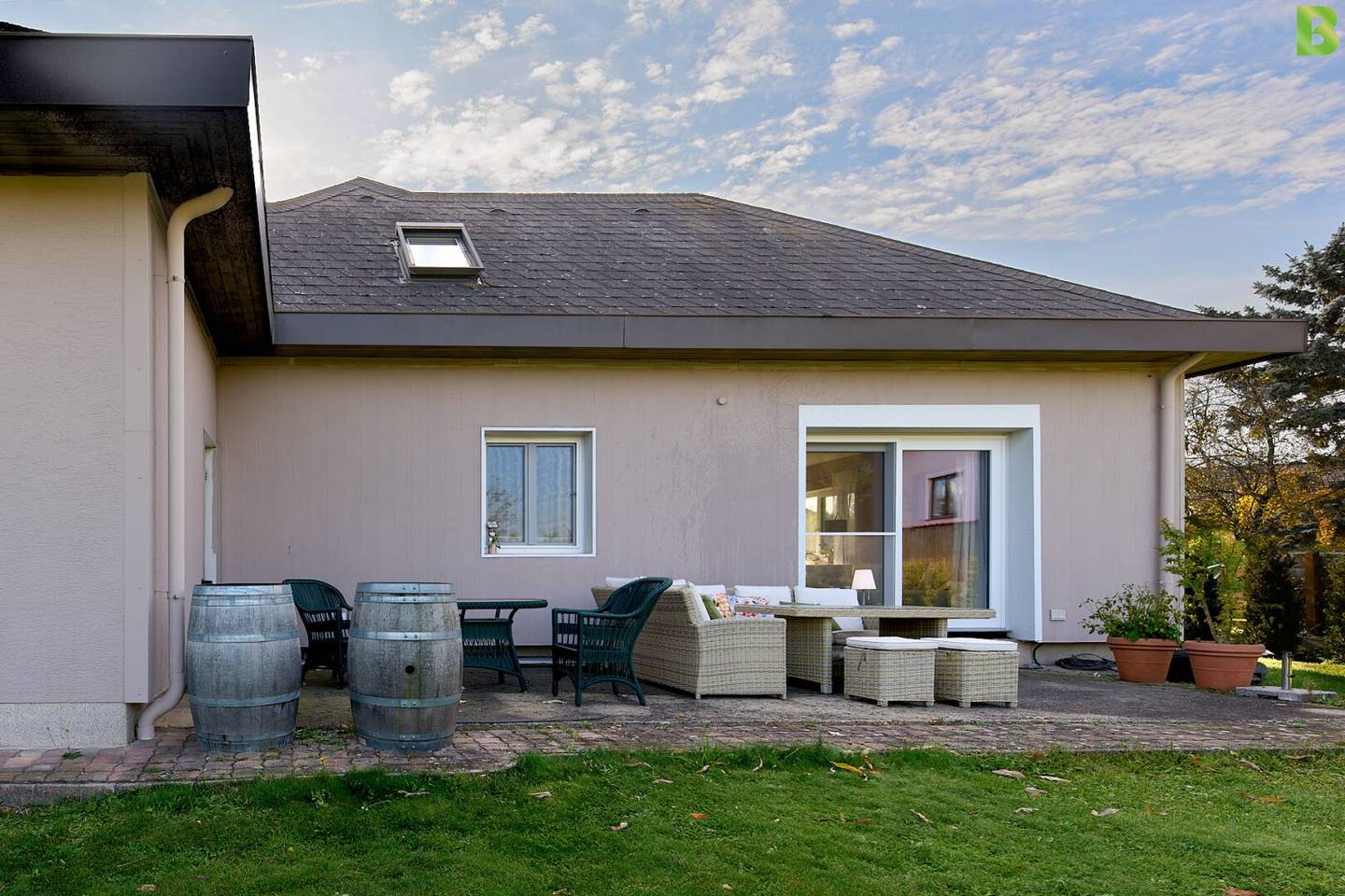 Ihr Traum-Bungalow mit großem Garten in Wolkersdorf: Gepflegte 3 - 4 Zimmer-Oase mit Terrasse und Garage!