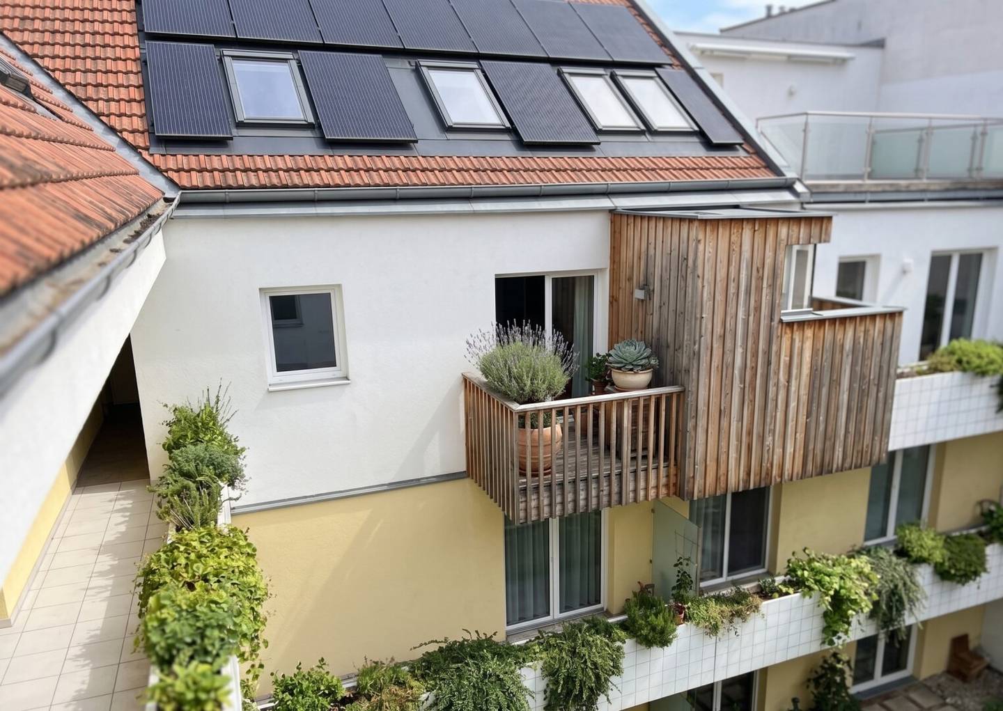 Sonnenanbeter aufgepasst: Ihr lichtverwöhntes Wohnglück mit Balkon