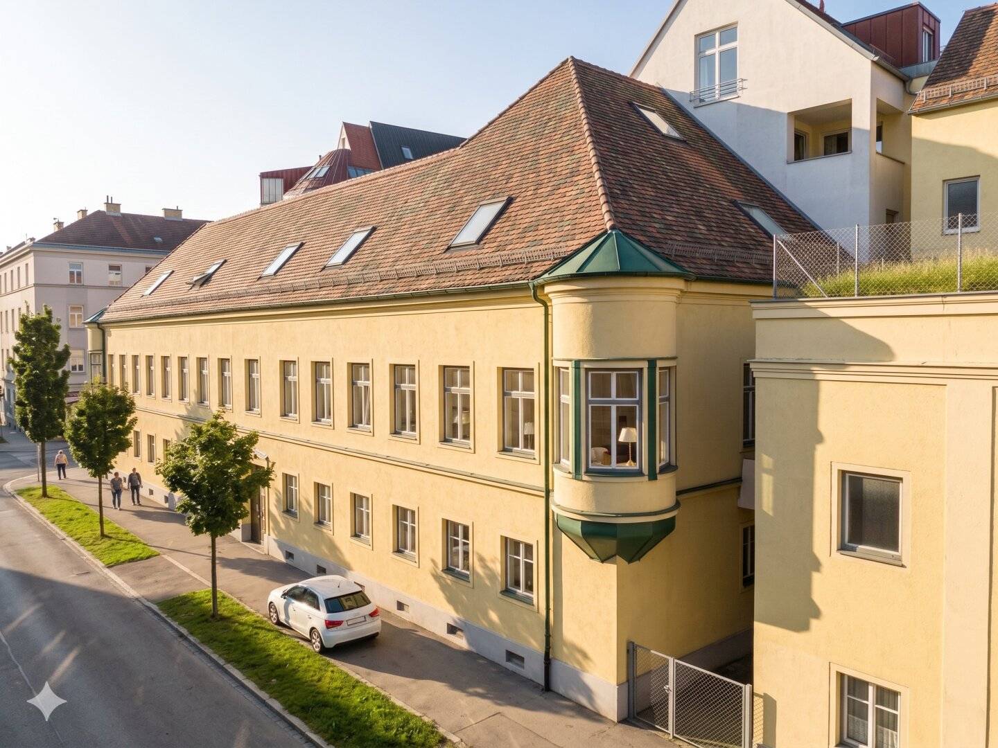 Wohlfühlatmosphäre: Helle 4-Zimmer-Maisonette mit Balkon und viel Platz für die ganze Familie