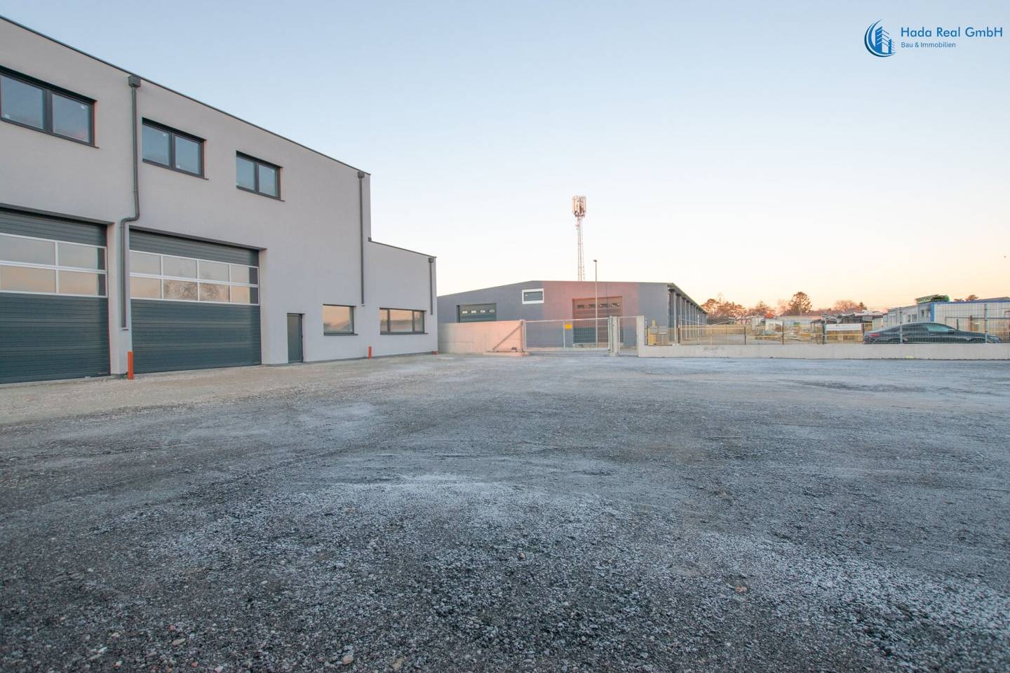Wieder verfügbar: Geräumige und flexible Lagerhalle mit hoher Nutzfläche in Ebreichsdorf (Unterwaltersdorf - 2442)