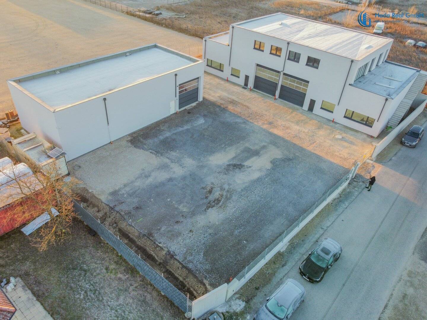 Wieder verfügbar: Geräumige und flexible Lagerhalle mit hoher Nutzfläche in Ebreichsdorf (Unterwaltersdorf - 2442)