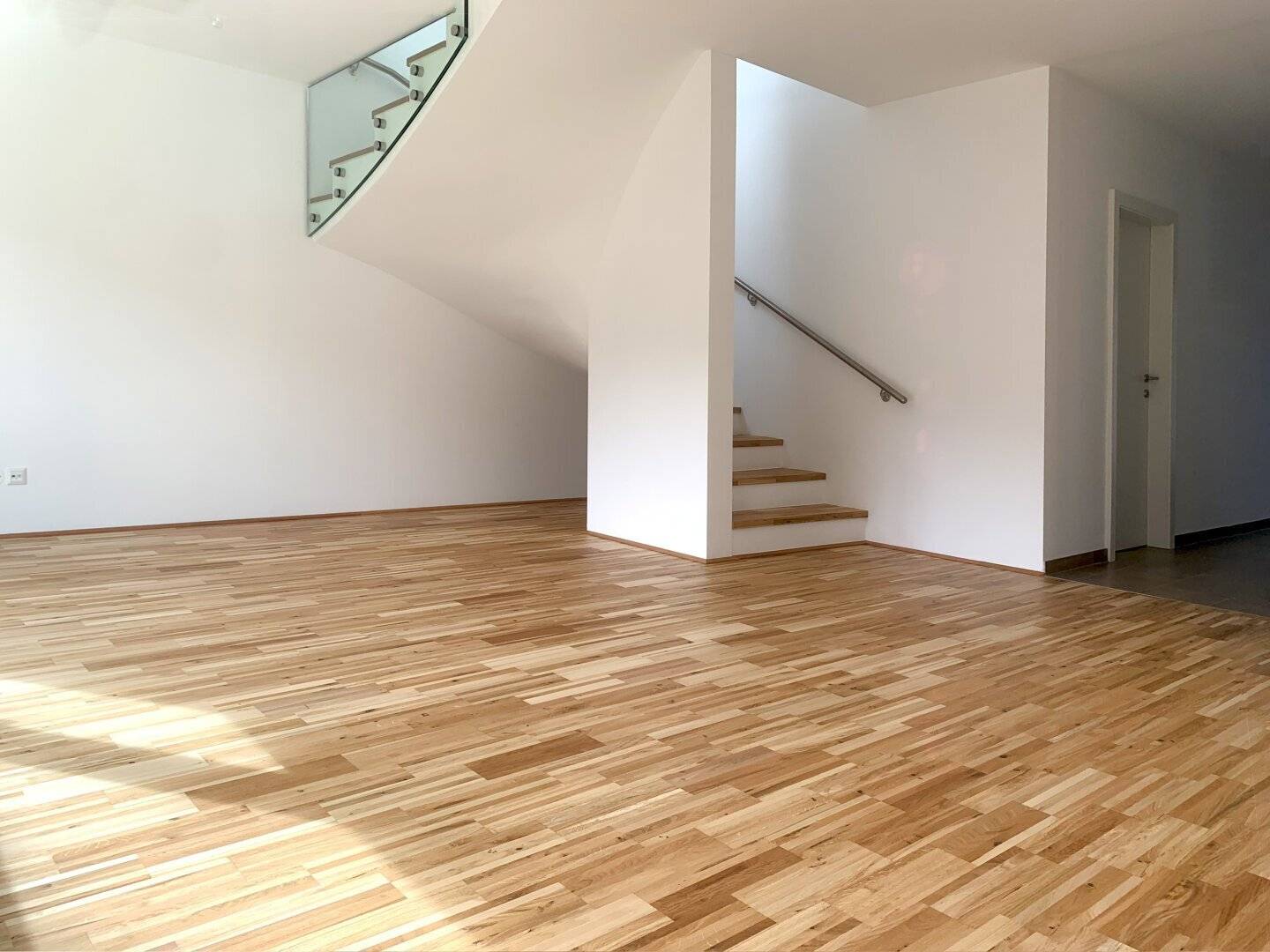 KÜHLE SOMMER IM ZWEITWOHNSITZ! Bergidyll und urbane Top-Infrastruktur vereinen sich hier zu einem Wohntraum!