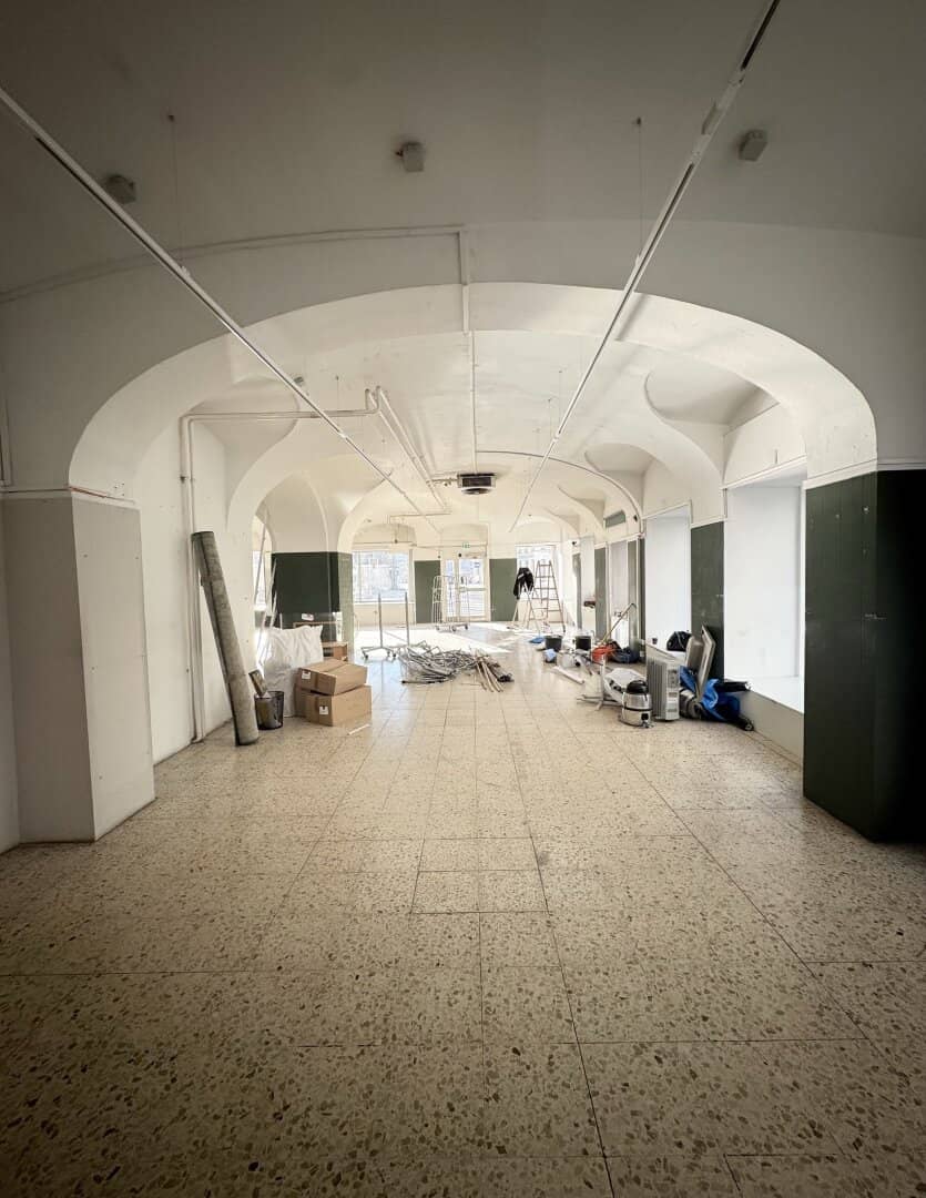 223 m² commercial premises for rent with no fixed term