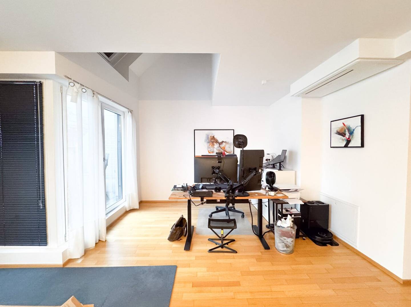 87 m2 Dachgeschoss Maisonette mit 8,74 m2 Terrasse, 4,19 m2 Loggia und Garagenplatz! Nähe Westbahnhof / Burggasse Stadthalle U6