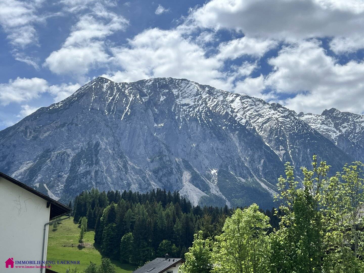 Sonnige, erhöhte Bestlage im Ortszentrum von Tauplitz - Grimmingblick
