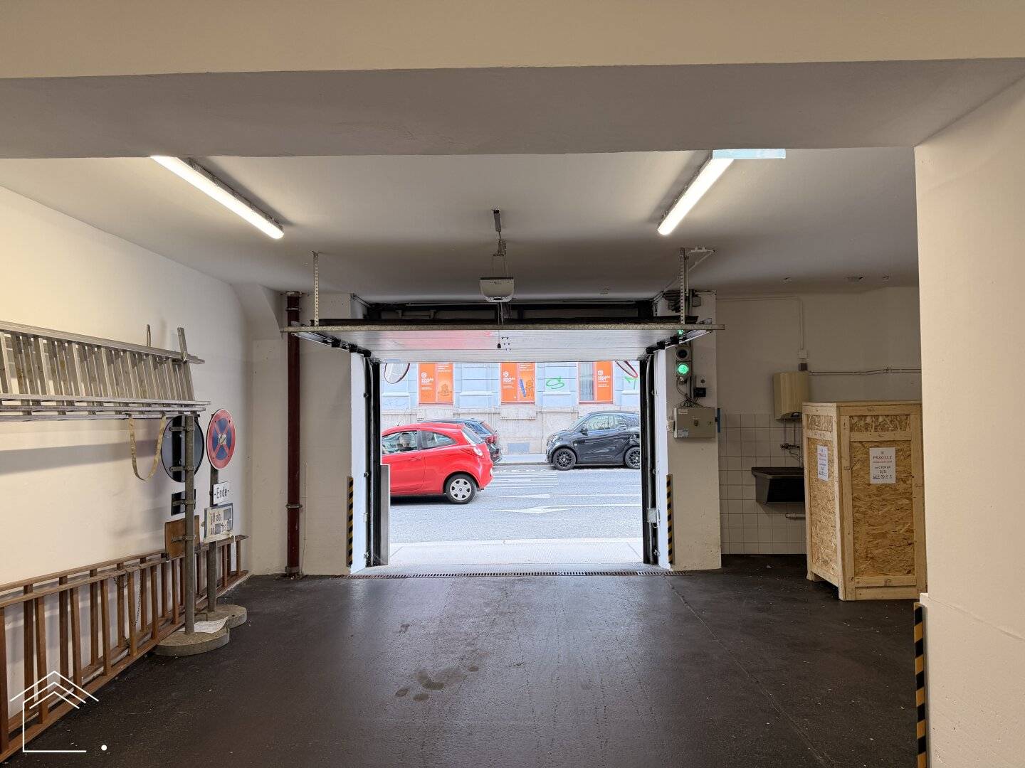 GARAGE - Forklift parking spaces (downstairs) for rent!