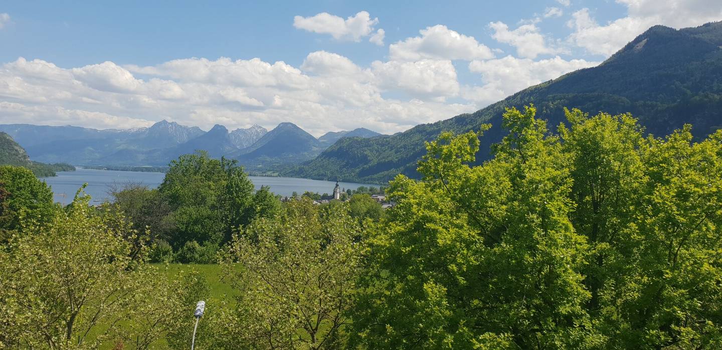 Zweizimmerwohnung in sonniger Lage mit schönem Blick zu vermieten