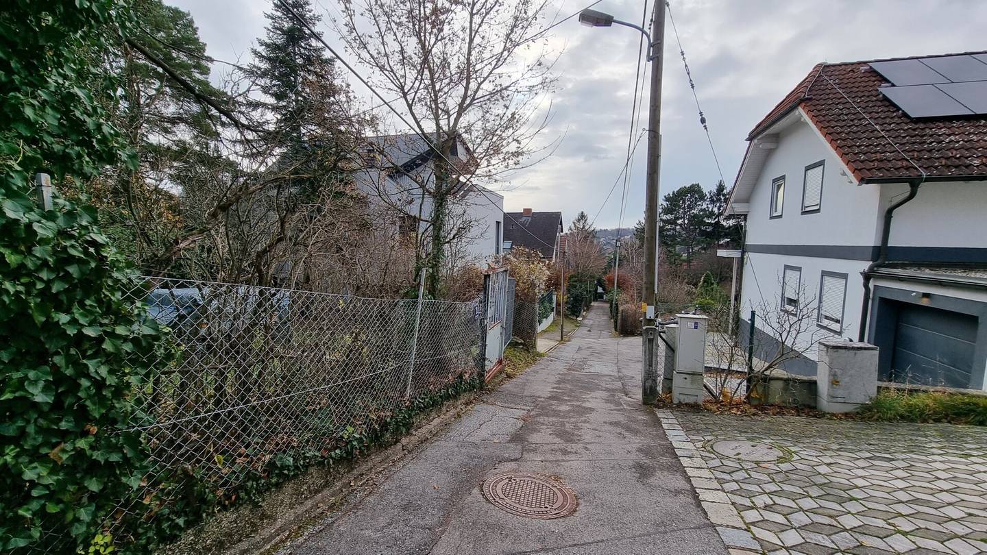 Your building plot on Schafberg in green, quiet location!
