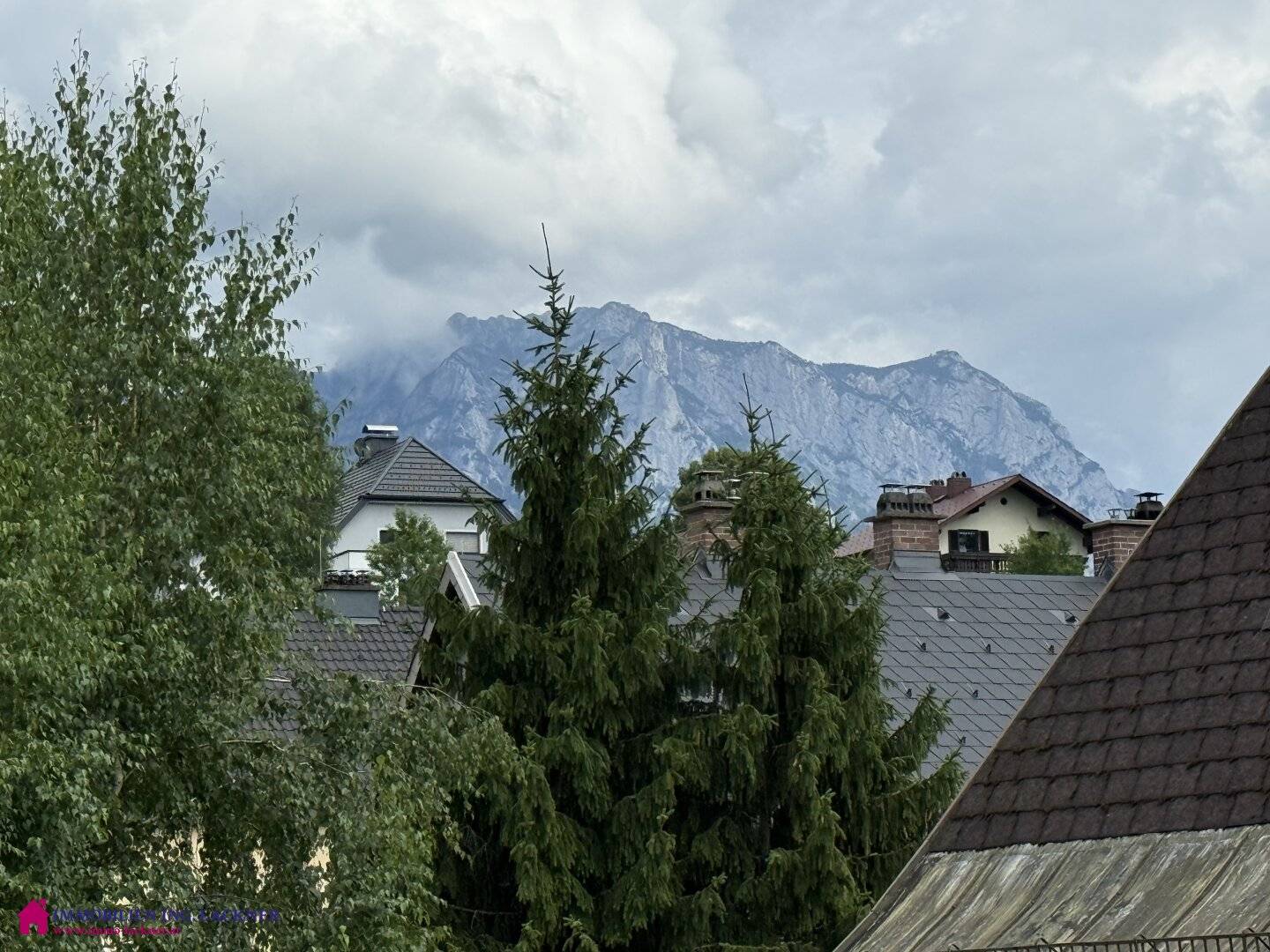 Wohnglück mit Traunsteinblick – Ihr Rückzugsort im Salzkammergut