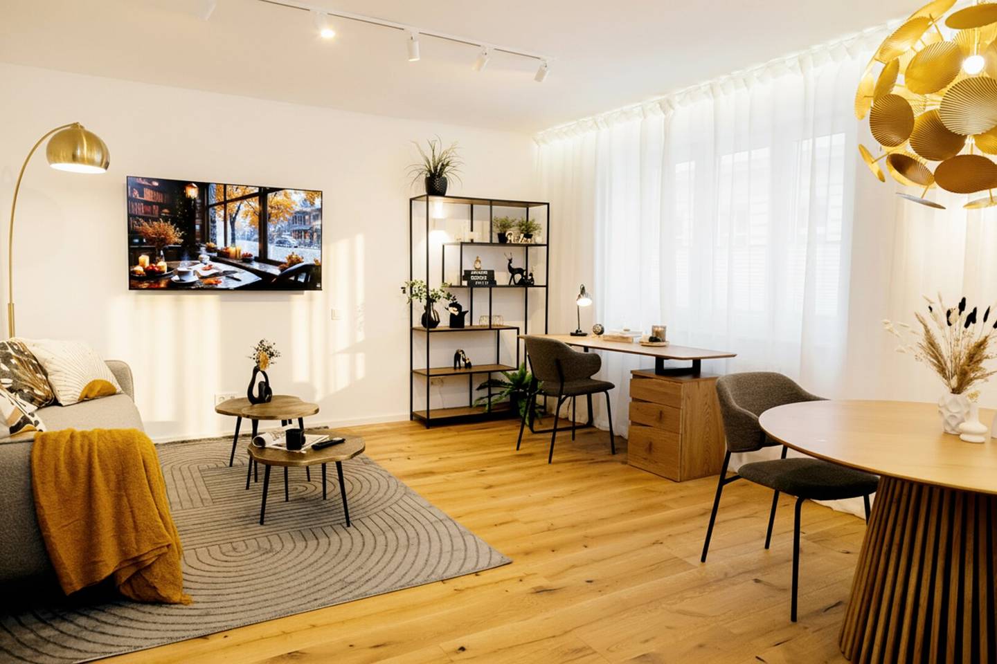 5+3% return First occupancy Fully furnished 200 m² outdoor space Investment apartment U2 / U4 Schottenring