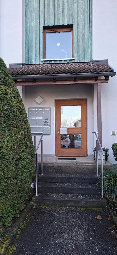 Traumhafte zweigeschossige Dachwohnung in Götzis mit Galerie, Terrasse und TG Platz - tolles Wohnerlebnis pur!