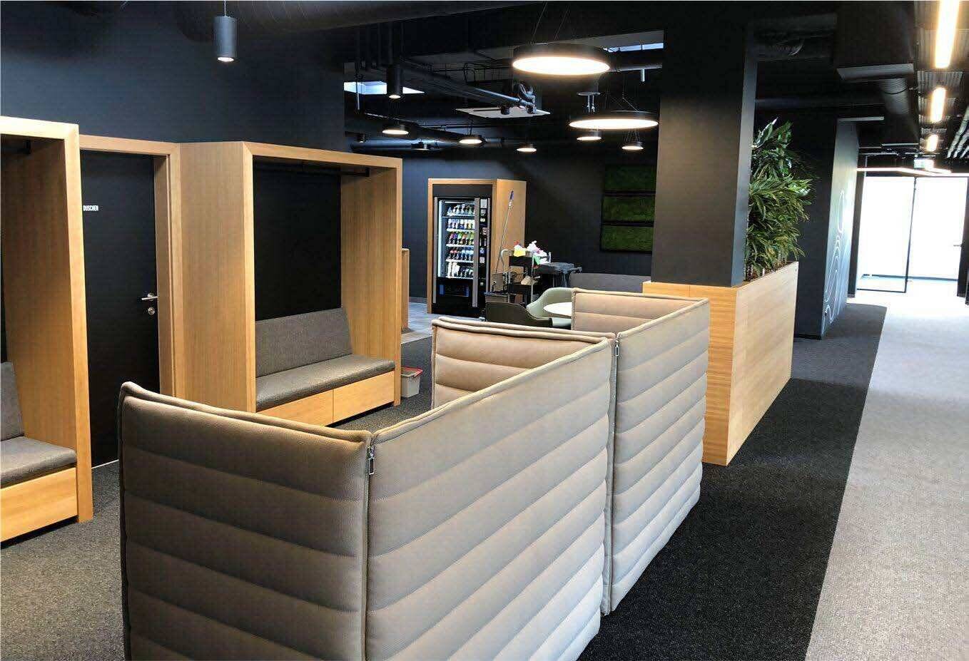 Traismauer North / New Production Building in Campus 33 Business Park for Rent