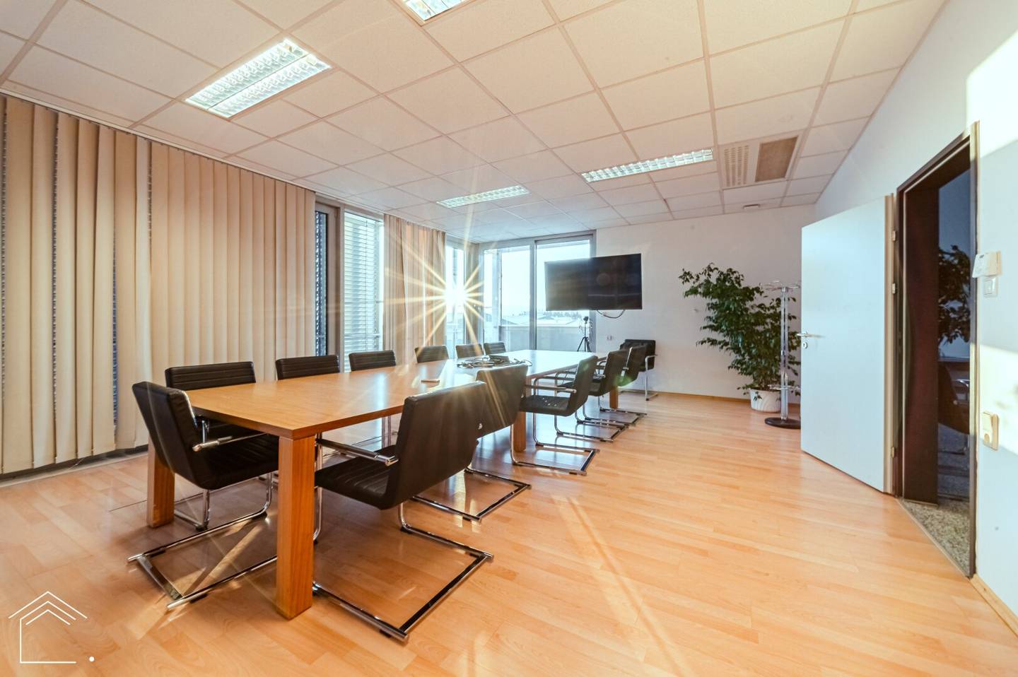 Wonderful barrier free office space in Biedermannsdorf,
