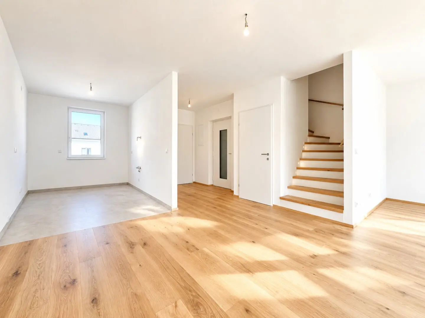 Turn-key house First occupancy New construction Large terrace With S-Bahn about 15 minutes to HBF Wien Air-source heat pump including cooling function High-quality fittings