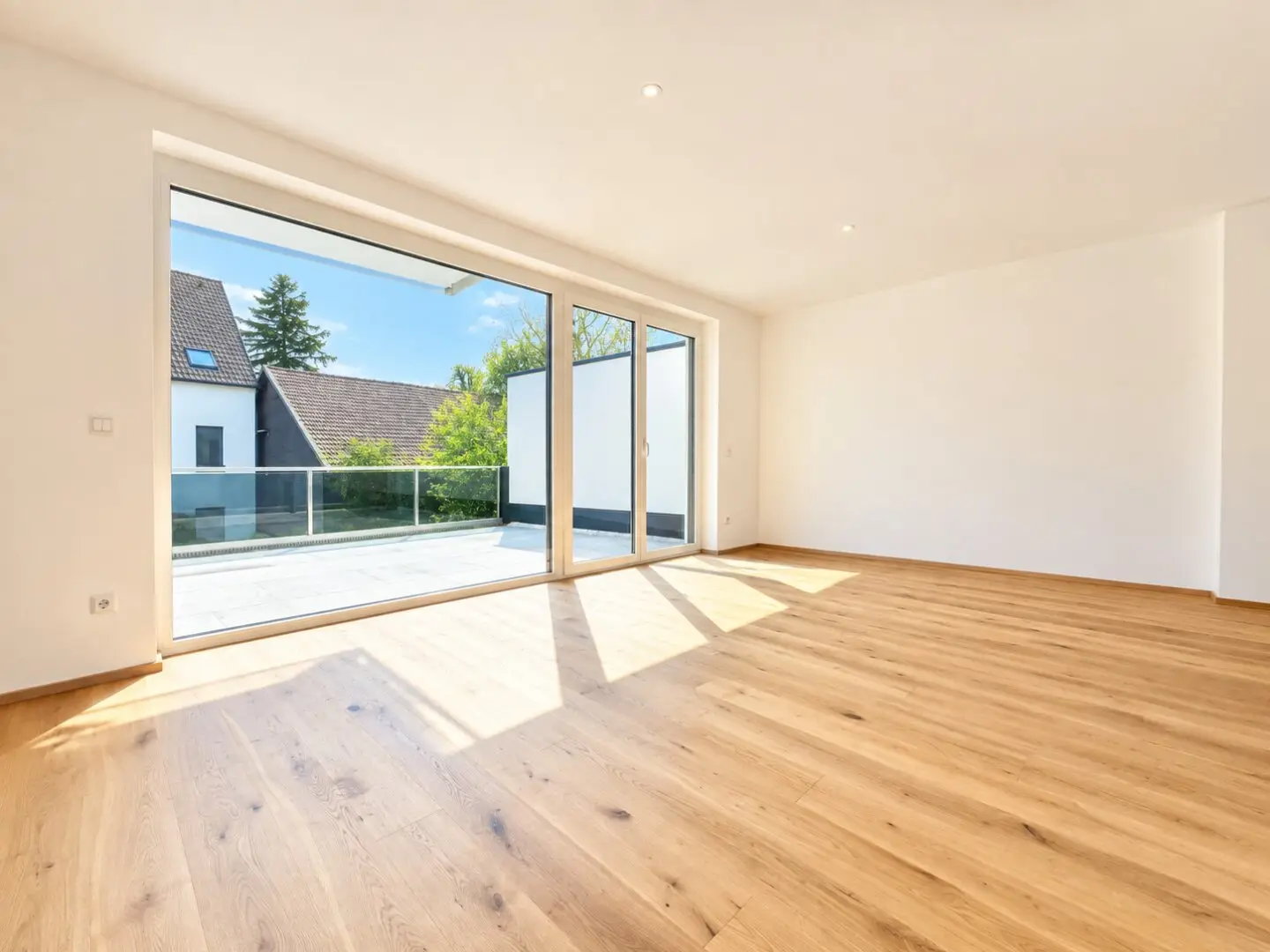 Turn-key house First occupancy New construction Large terrace With S-Bahn about 15 minutes to HBF Wien Air-source heat pump including cooling function High-quality fittings