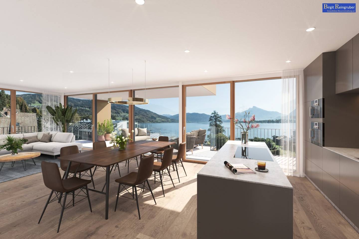Stylish attic apartment in Mondsee: first occupancy, balcony &amp; luxury fittings