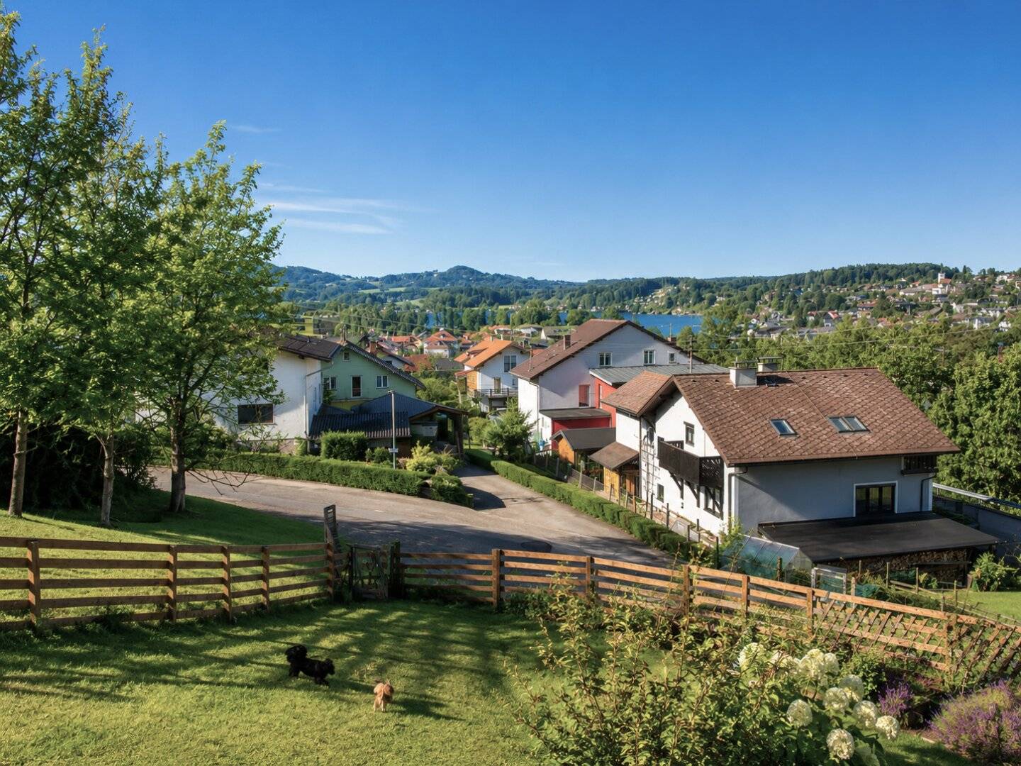 Großzügiges Einfamilienhaus in Schörfling am Attersee – Potenzial mit Terrasse & Garage!