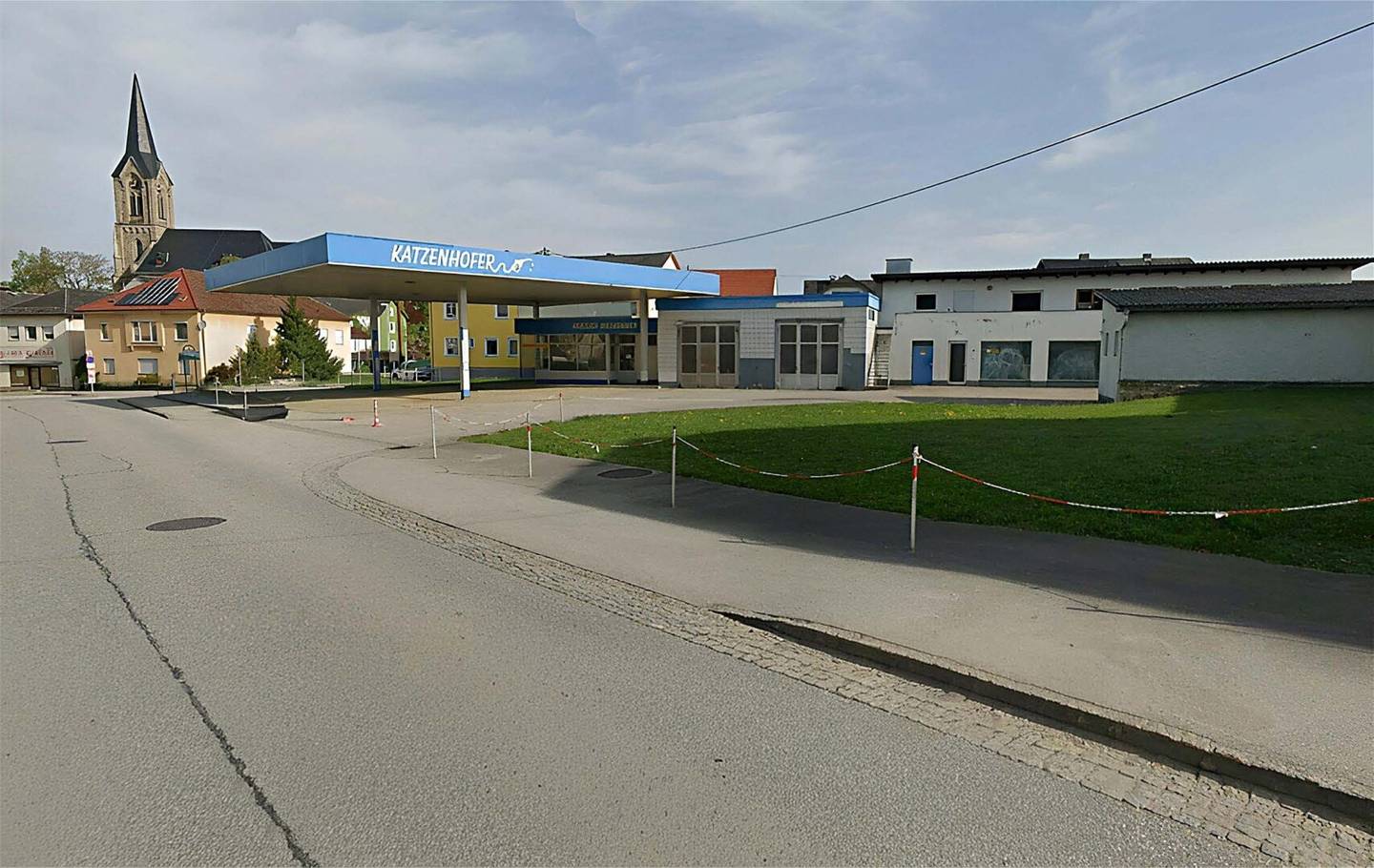 Pregarten: Commercial property approx. 2,350 m² - Rent/Building Right/Superstructure