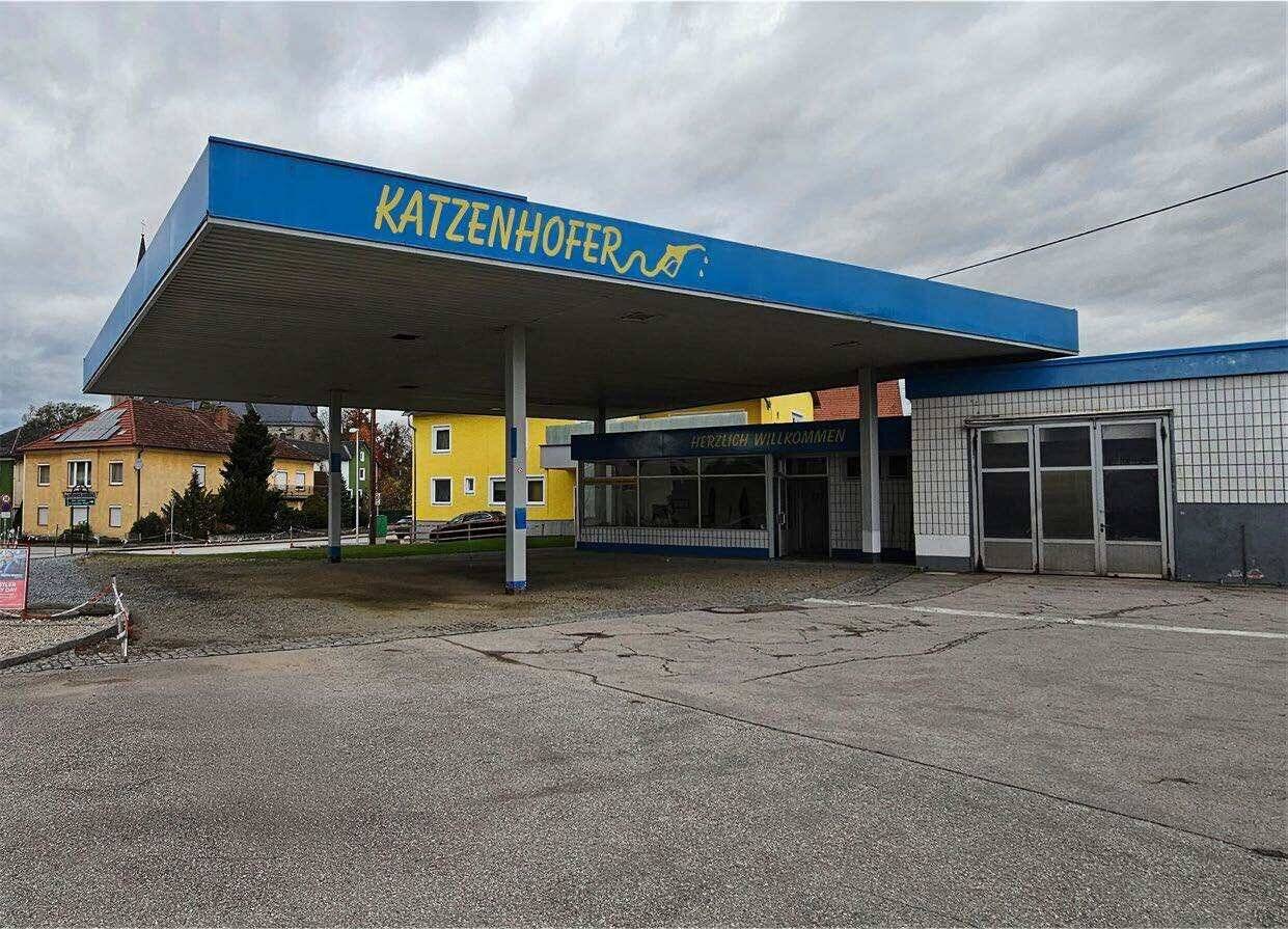 Pregarten: Commercial property approx. 2,350 m² - Rent/Building Right/Superstructure