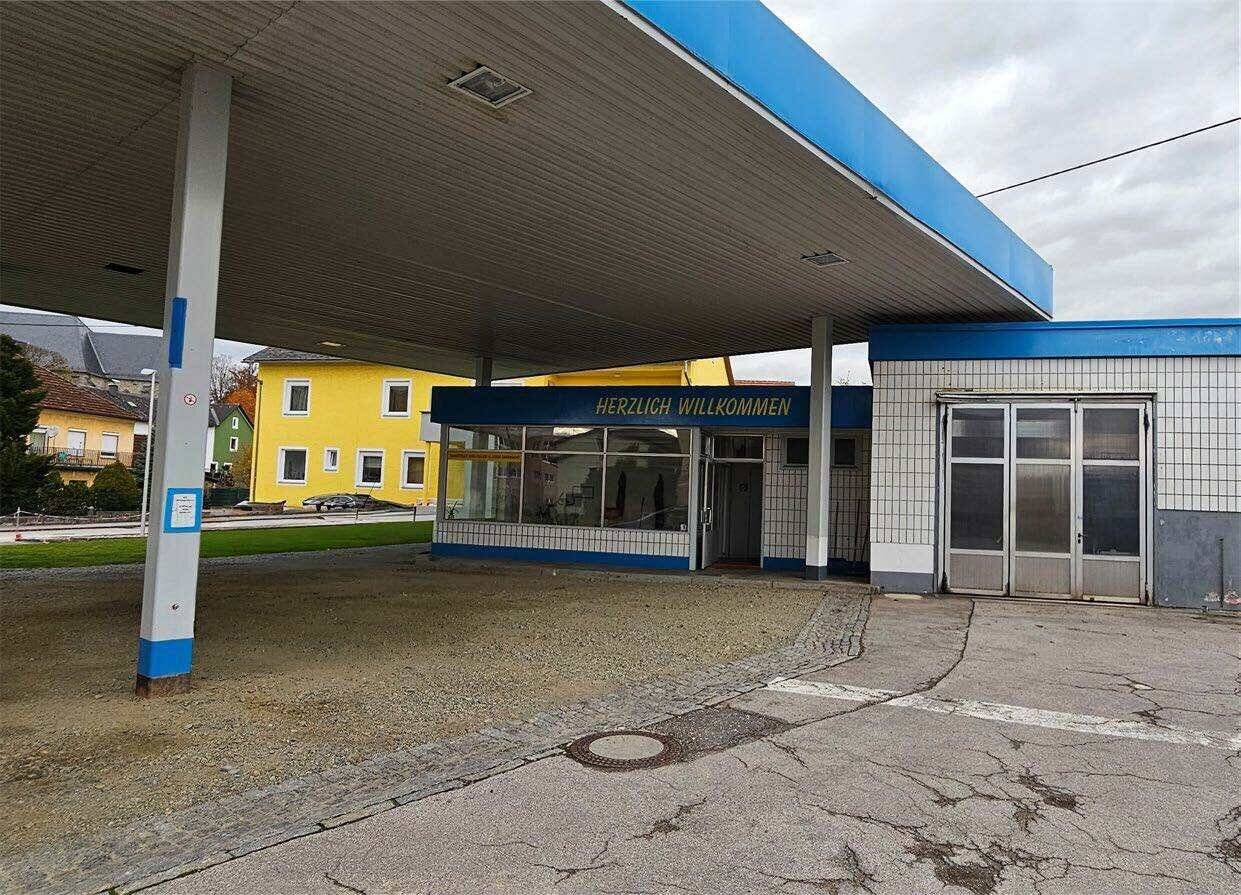 Pregarten: Commercial property approx. 2,350 m² - Rent/Building Right/Superstructure