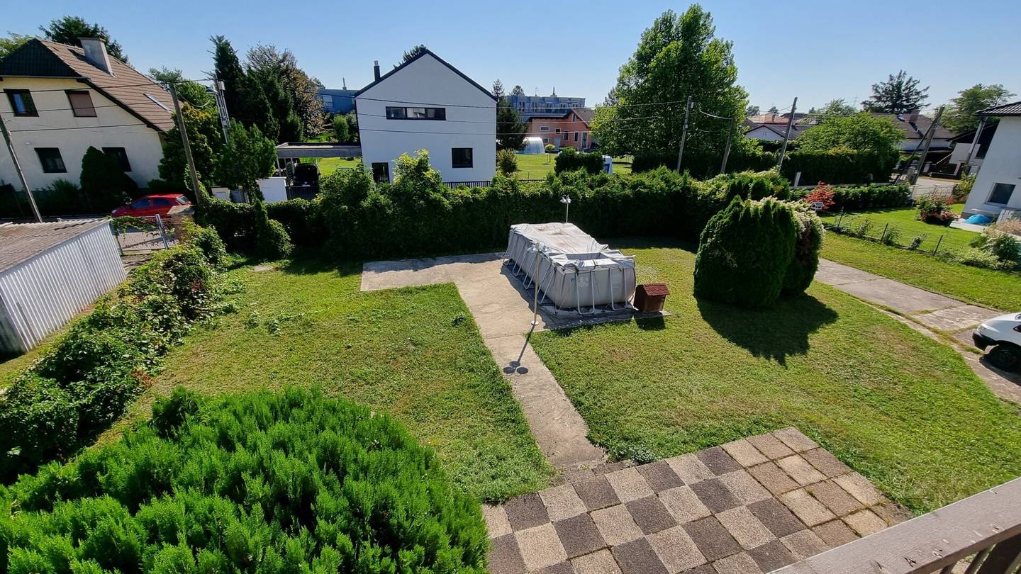 Price Reduction Building Plot in Quiet Residential Area - 22nd District? Actually 22nd District is Donaustadt but we keep '22nd District' as per instruction to preserve place names; destring