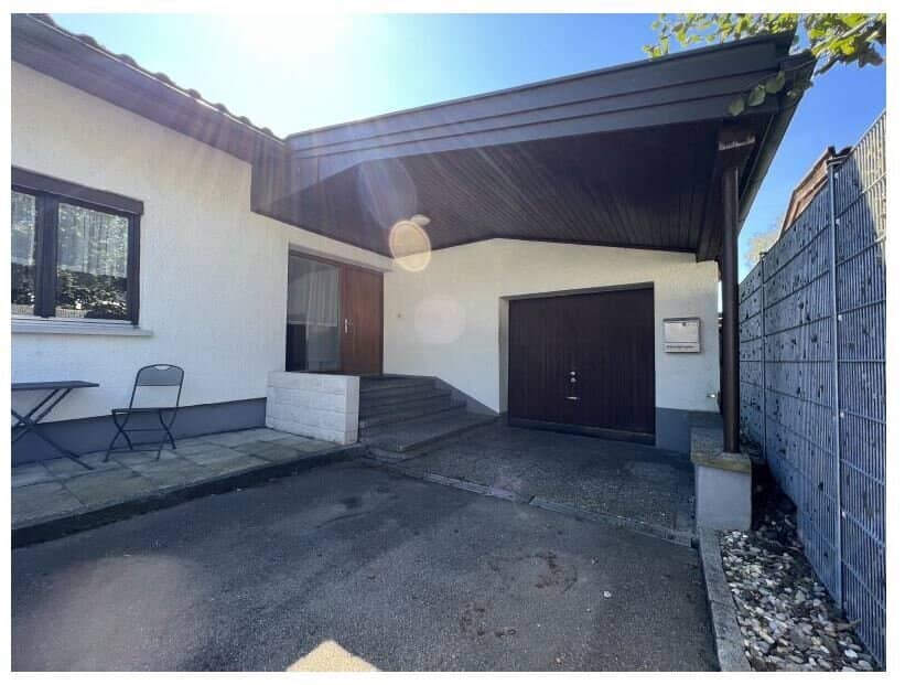 Charmanter Bungalow in schöner Lage – Renovierungsprojekt!