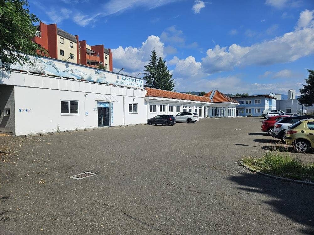Knittelfeld: Betriebsobjekt - Ausstellungsraum, Büro und Lager ca. 1.000 m² - zu mieten