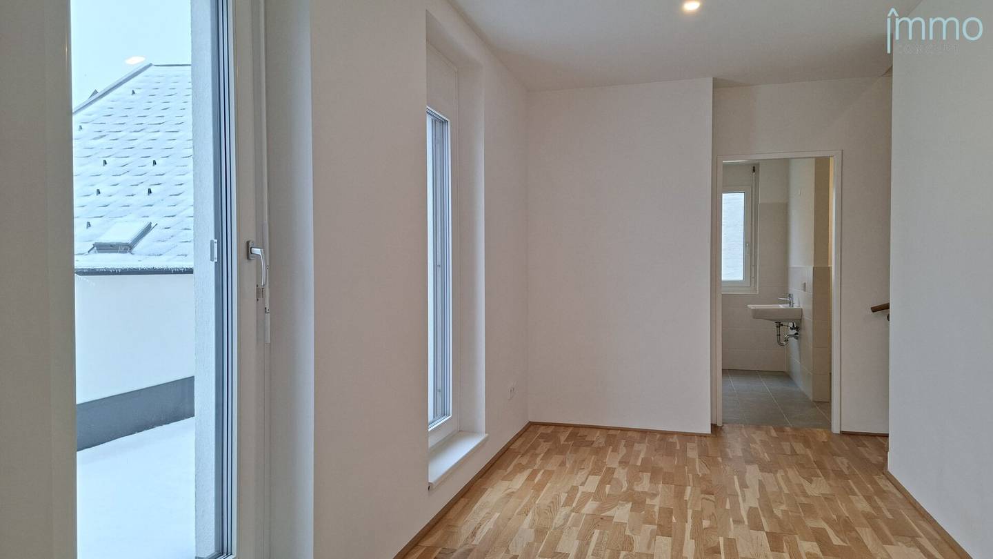 First occupancy, unique four room townhouse with sun terrace on the first floor and a small garden