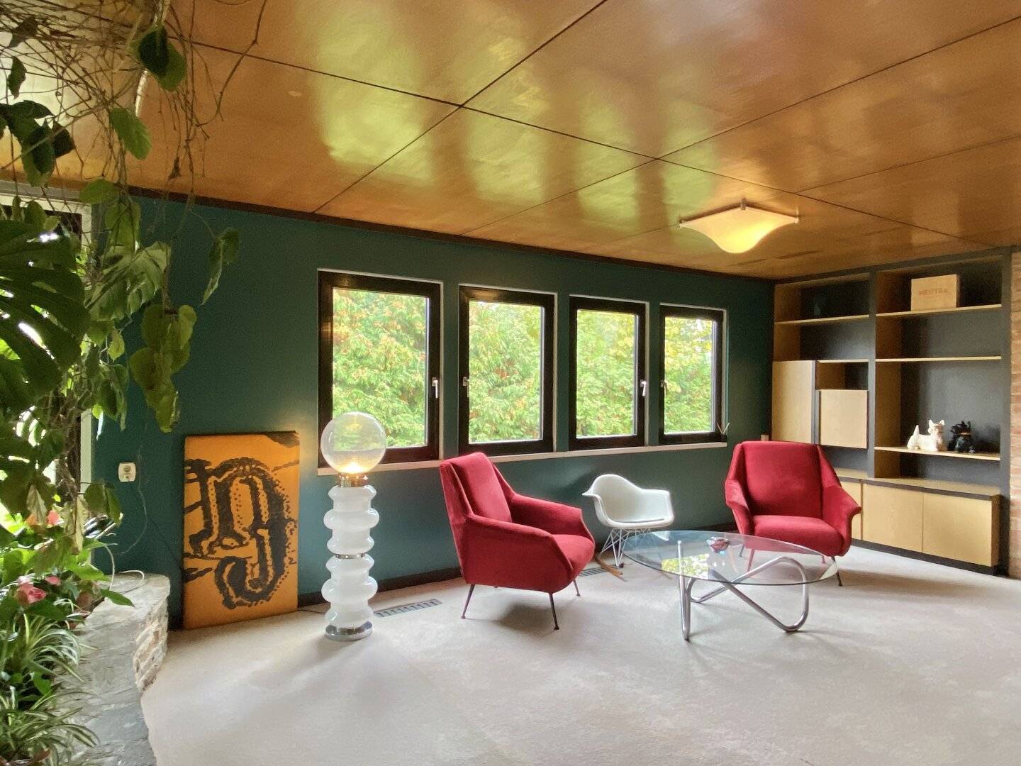LEO CALIFORNIA DREAMING IN HIETZING -  BUNGALOW VON DEN ARCHITEKTEN AUBÖCK/RAINER
