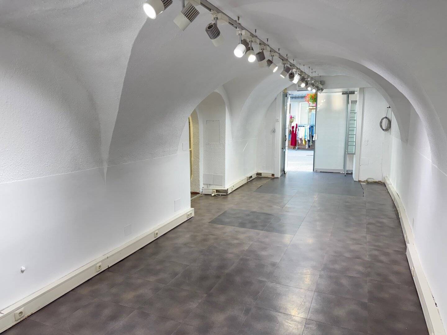 Geschäftslokal in frequentierter Bestlage mit Lagermöglichkeit | Zentrum Bad Ischl
