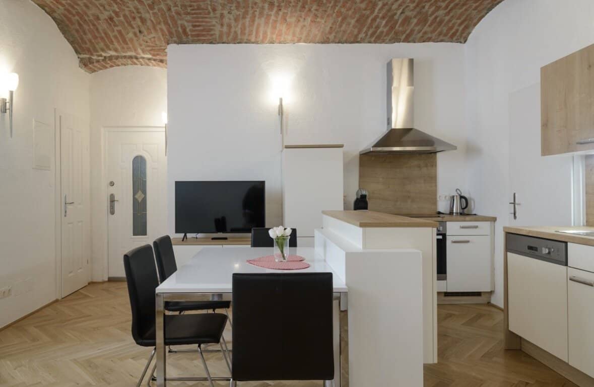 Stylish commercial premises/office in the popular Josefstadt Benutzername?,