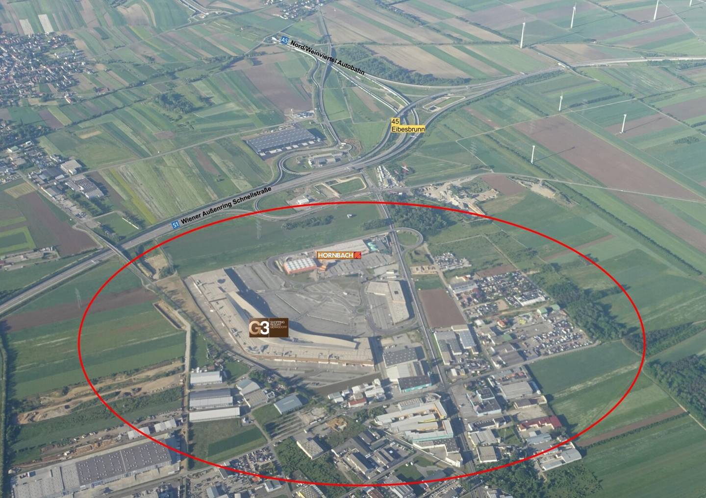 Seyring / Warehouse halls (about 2,400 m² to about 6,500 m²) &amp; Open spaces (about 3,300 m² to about 13,850 m²) in TOP location near G3 Gerasdorf for rent