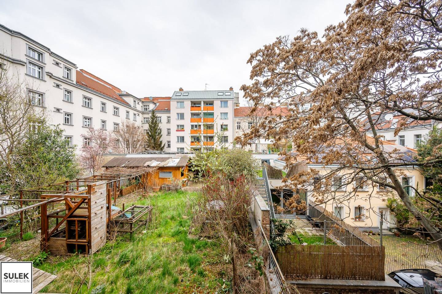 Wohnung nahe U4 U6 Bahn Stellplätze