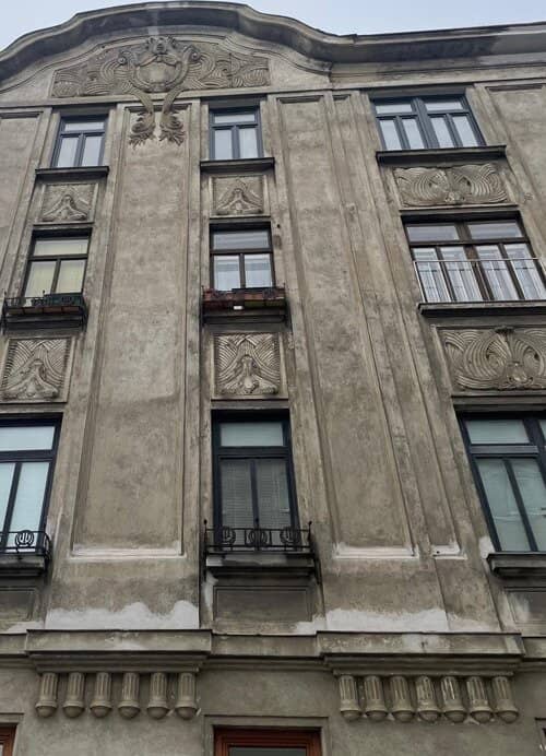 Tenement near U3 Hütteldorfer Straße