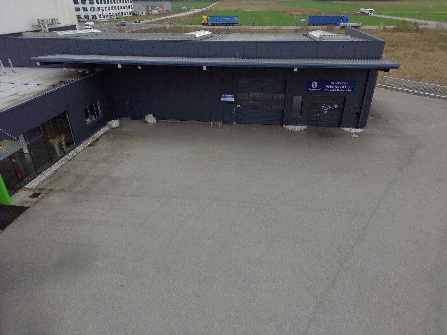 St. Pölten-Hart / Modern business property in top location fully rented 8% return