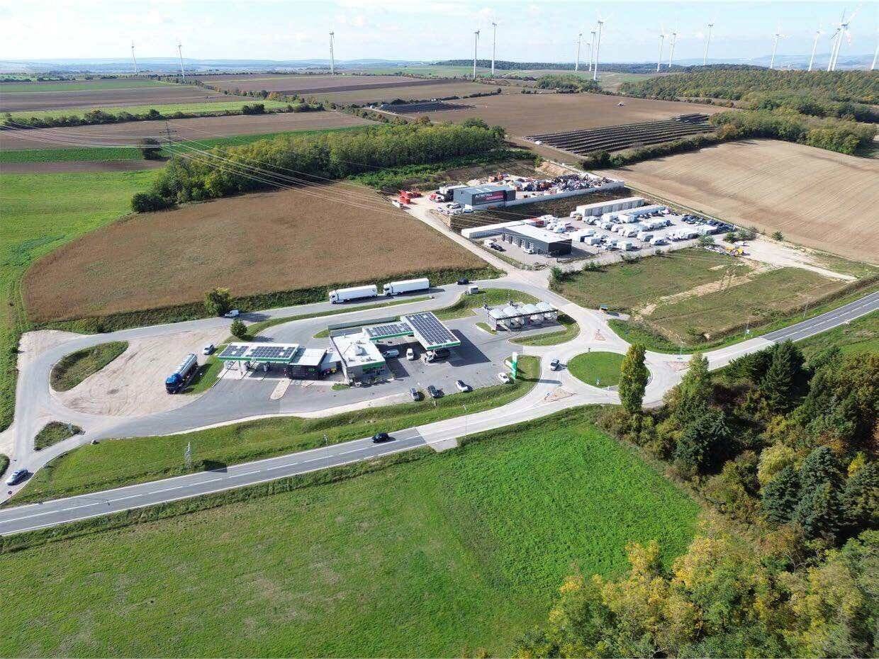 A5 Abfahrt Schrick - Gewerbegrundstück 15.000 m² oder 30.694 m² zu kaufen