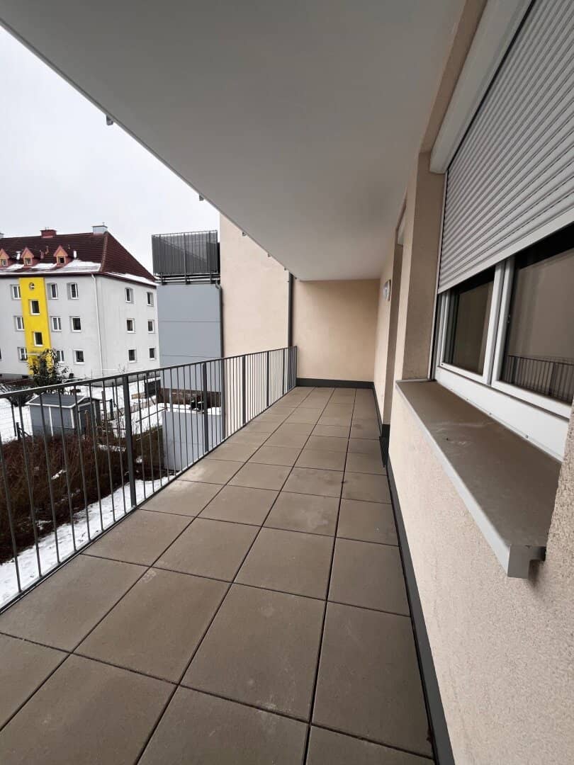Modern 3 room apartment with generous loggia 3a/2/22