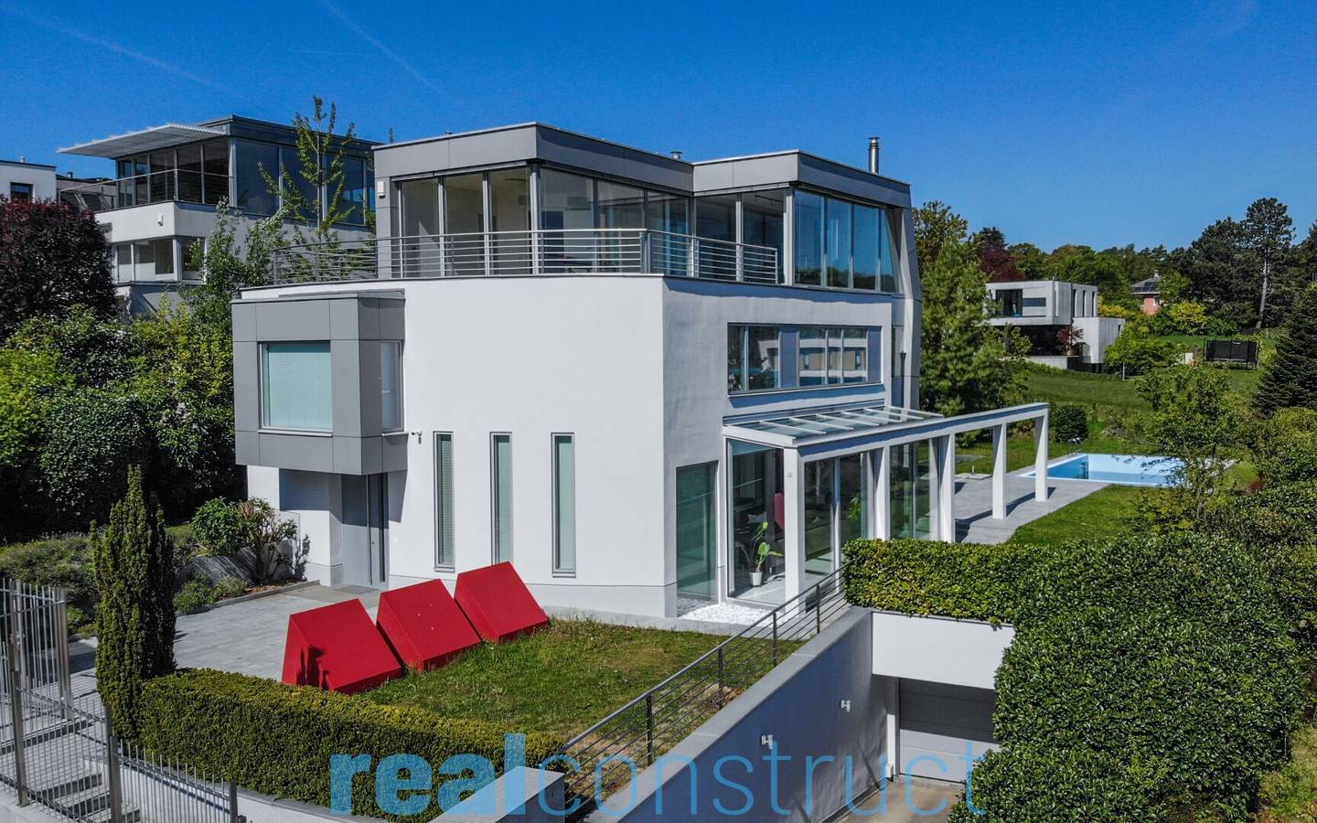Exklusive Luxusvilla in bester Lage von Gießhübl