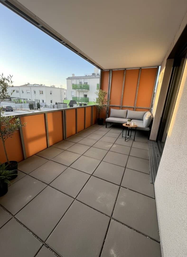 Spacious living, enjoying the outdoors: 3 room with dream balcony and purchase option 3 of 16