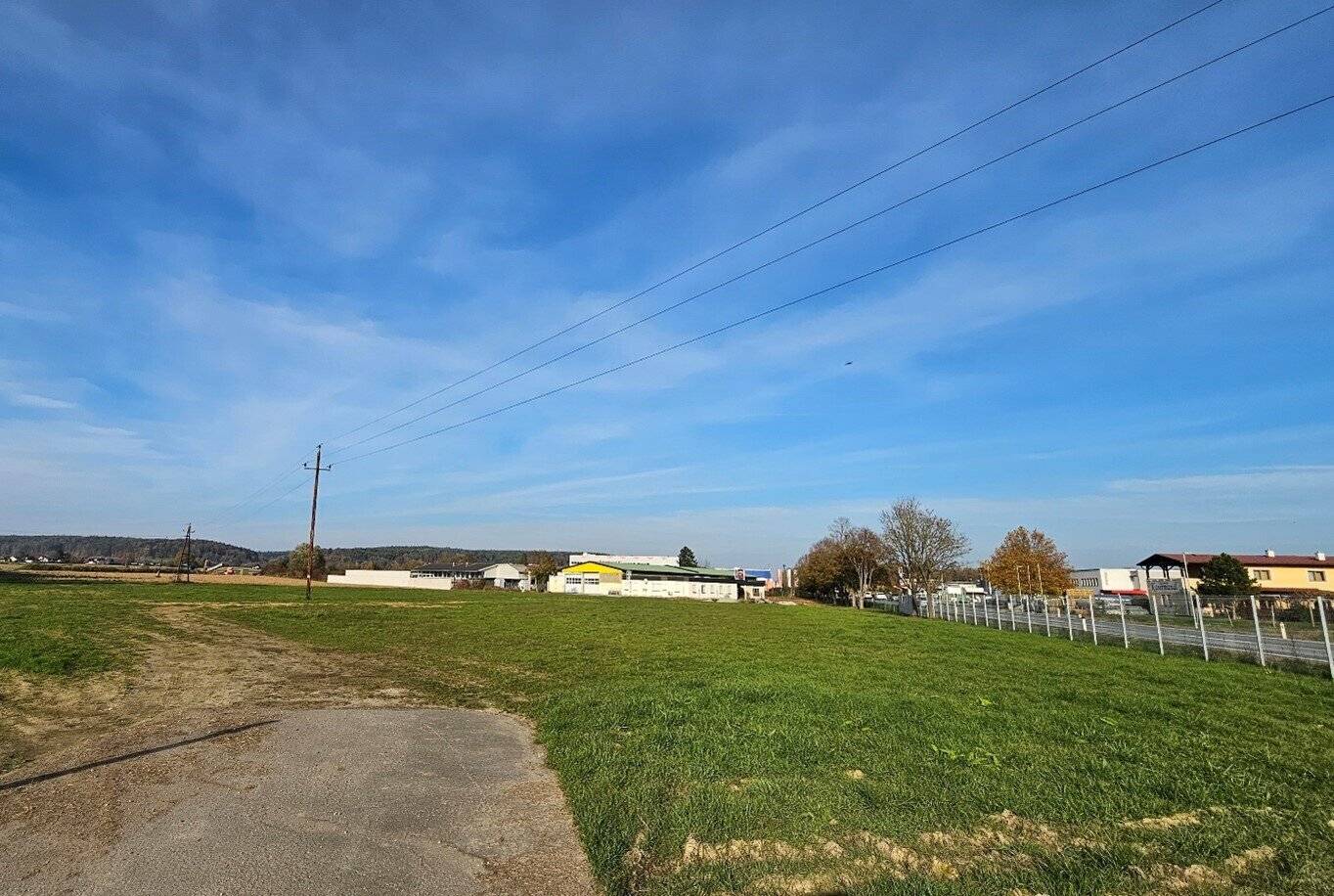 Fürstenfeld: Gewerbegrundstück ca. 8.500 m² (nicht teilbar) in frequenter Lage nahe der S7 zu kaufen
